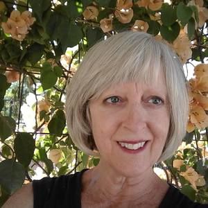 Meet your Posher, Beth